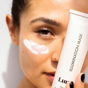 photo 1617778368431 f97343a411ac